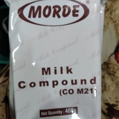 Milk Compound Chocolate Slab Indulge in the velvety richness of our premium milk compound chocolate.